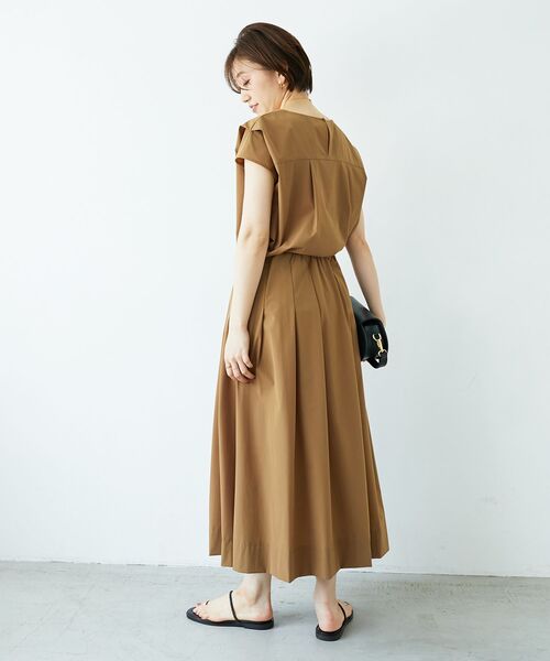 le.coeur blanc（ルクールブラン）の「ナイロンストレッチタックギャザースカート（スカート・レディース・ブラウン/グリーン/ベージュ・36/38）」の12枚目の写真