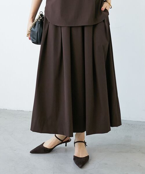 le.coeur blanc（ルクールブラン）の「ナイロンストレッチタックギャザースカート（スカート・レディース・ブラウン/グリーン/ベージュ・36/38）」の17枚目の写真