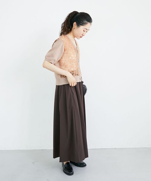 le.coeur blanc（ルクールブラン）の「ナイロンストレッチタックギャザースカート（スカート・レディース・ブラウン/グリーン/ベージュ・36/38）」の21枚目の写真