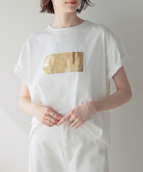 each（イーチ）の「箔プリントTシャツ（Tシャツ/カットソー・レディース・ホワイト×シルバー/ブラック/ホワイト/ブラック×シルバー・FREE）」の6枚目の写真