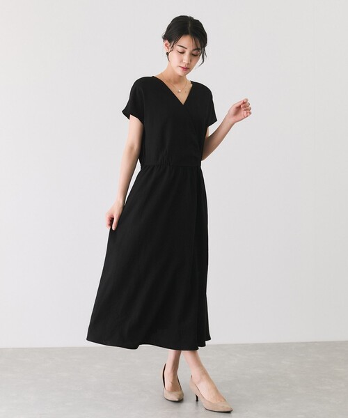 Jayro(ジャイロ)の「ノーカラーカシュクールワンピース(ワンピース・レディース・ブラック/ベージュ/ネイビー・M)」の9枚目の写真
