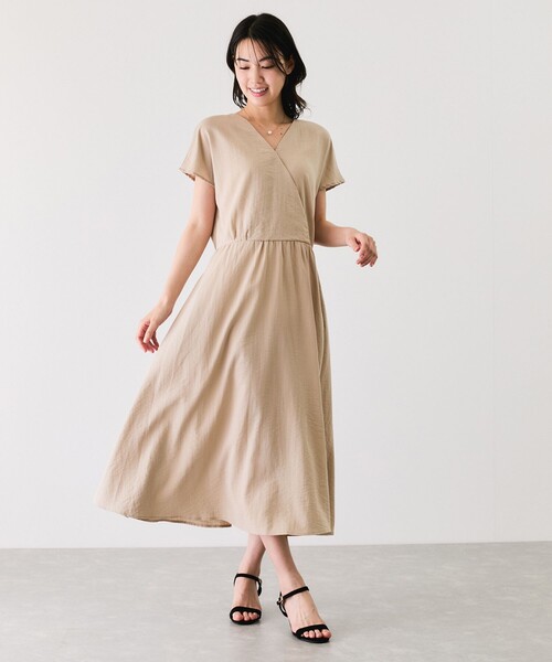 Jayro(ジャイロ)の「ノーカラーカシュクールワンピース(ワンピース・レディース・ブラック/ベージュ/ネイビー・M)」の5枚目の写真