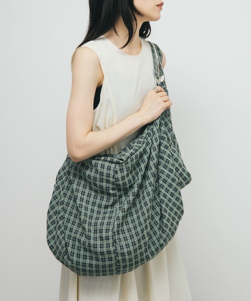 KBF（ケイビーエフ）の「2WAYビッグイージーBAG（トートバッグ・レディース・グリーン系その他/ホワイト系その他・ONE）」の7枚目の写真