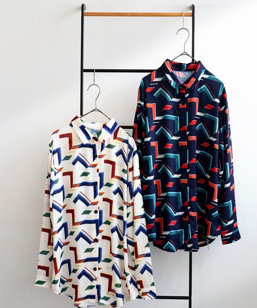 antiqua（アンティカ）の「幾何学柄シャツ（シャツ/ブラウス・レディース・ホワイト/ネイビー・ONESIZE）」の12枚目の写真