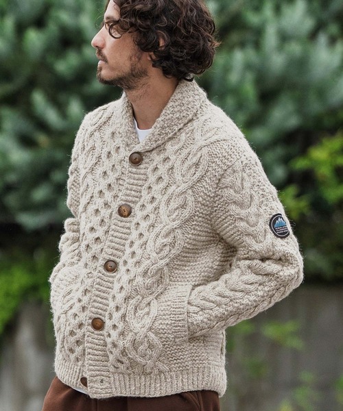 CAMBIO（カンビオ）の「mcg3668-【HIMALAYAN CLIMBERS HAND-KNIT別注】手編みショールカーディガン（カーディガン/ボレロ・メンズ・ネイビー系/セージグリーン/オリーブ/ブラック/コバルトブルー/レッド/コーラルピンク/ホワイト系その他・M/L/XL）」の2枚目の写真