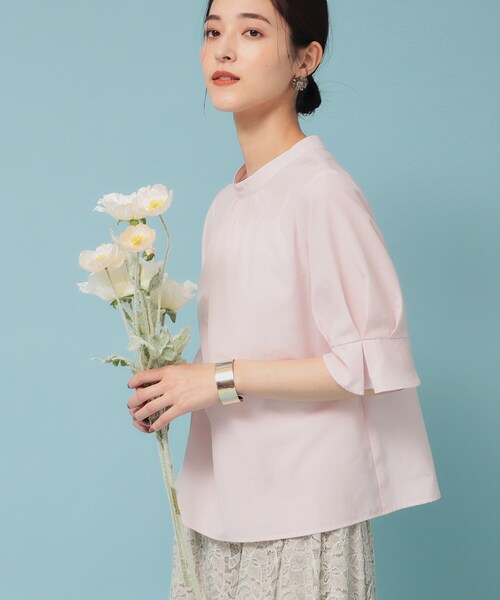 Sunauna（スーナウーナ）の「【きれいめ／定番シルエット】スタンドネックブラウス（シャツ/ブラウス・レディース・ベビーピンク/ライトブルー/チャコールグレー・34/38/40）」の3枚目の写真