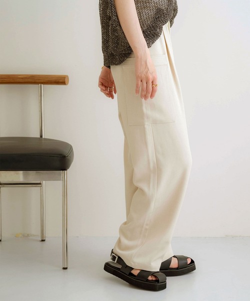 NOAHL(ノアル)の「【NOAHL】《mayoさんコラボ》ツイルカーゴイージーパンツ(カーゴパンツ・レディース・カーキ/グレイッシュベージュ/キナリ/グレー・M/S/L)」の21枚目の写真