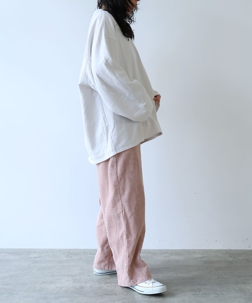 yuni(ユニ )の「コットン/キュプラ inray product dye プルオーバー(Tシャツ/カットソー・レディース・ホワイト/チャコールグレー/ブラウン/カーキ・FREE)」の21枚目の写真