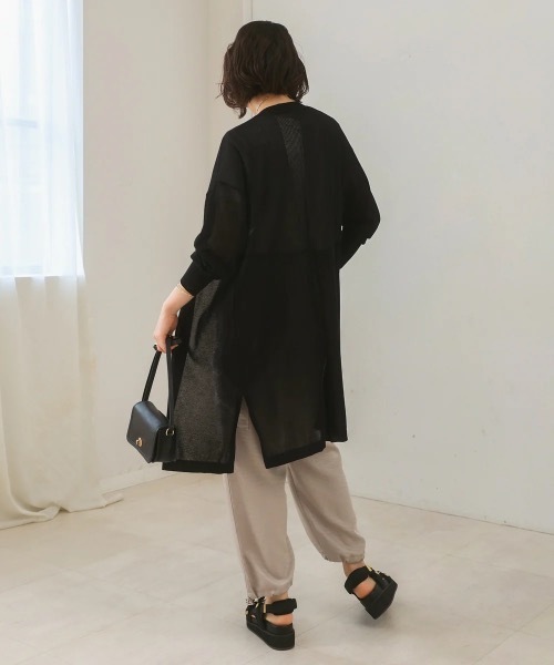 Bou Jeloud（ブージュルード）の「【接触冷感／UVカット】UVサラサラロングニットカーディガン（カーディガン/ボレロ・レディース・ブラック/ブルー/ベージュ・FREE）」の12枚目の写真
