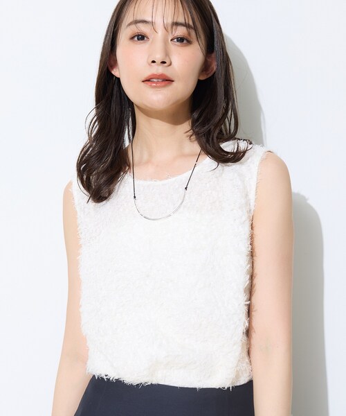 INDIVI(インディヴィ)の「【インナーとしても活躍!】フリンジジャカードチュニック(シャツ/ブラウス・レディース・ダークグレー/オフホワイト・38/34/15 /13/05)」の13枚目の写真