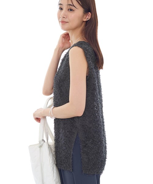 INDIVI(インディヴィ)の「【インナーとしても活躍!】フリンジジャカードチュニック(シャツ/ブラウス・レディース・ダークグレー/オフホワイト・38/34/15 /13/05)」の20枚目の写真