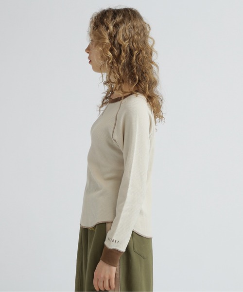 AVIREX（アヴィレックス）の「BICOLOR HONEYCOMBI WAFFLE T-SHIRT/バイカラーハニカムワッフルTシャツ（Tシャツ/カットソー・レディース・チャコールグレー/ナチュラル/ピンク・S/M）」の7枚目の写真