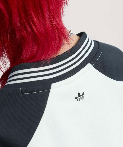 adidas（アディダス）の「ブロッキング クルーネック スウェットシャツ / トレーナー / アディダスオリジナルス adidas Originals（スウェット・レディース・ブラック/ホワイト・3XL/XX-LARGE/X-SMALL/X-LARGE/SMALL/MEDIUM/LARGE）」の5枚目の写真