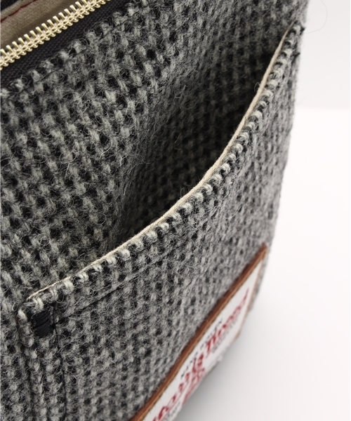 LBC（エルビーシー）の「Harris Tweed クラッチバッグ（クラッチバッグ・レディース・ブルー/グリーン/ブラック・ONE SIZE）」の10枚目の写真
