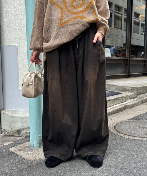 CIAOPANIC(チャオパニック)の「オーバーダイスーパーワイドカーブデニム(デニムパンツ・レディース・ブラウン/ブルー・SMALL/MEDIUM)」の3枚目の写真