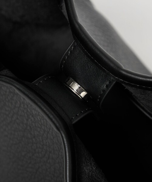 EMMEL REFINES（エメルリファインズ）の「＜EMMEL REFINES＞EM ソフト ショルダー トートバッグ（トートバッグ・レディース・ダークブラウン/ブラック・FREE）」の14枚目の写真