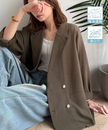 【接触冷感、UVカット、防シワ、吸水速乾機能付き】さらり羽織れるライトさで、楽なのに上品見え。ビックシルエット金ボタンダブルシャツジャケット