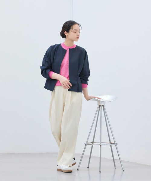 BIANCA(ビアンカ)の「【オケージョン/デイリー】軽やかストレッチブルゾン(ブルゾン・レディース・オフホワイト/ネイビー・38/40)」の9枚目の写真