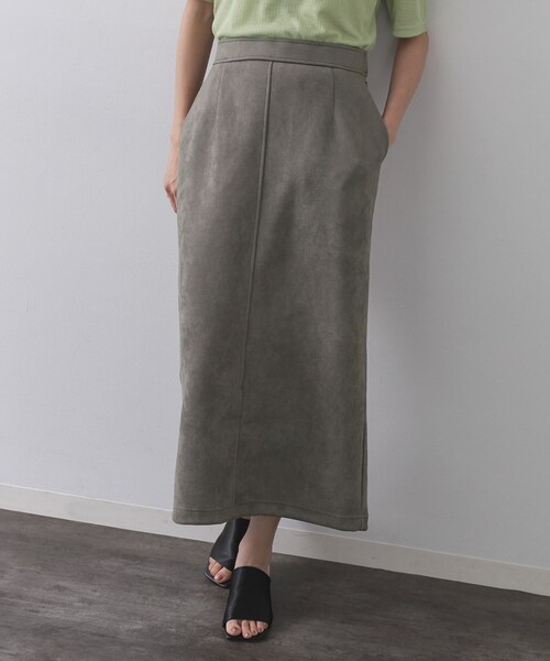 OPAQUE.CLIP（オペークドットクリップ）の「スエードライクナロースカート【洗濯機洗い可】（スカート・レディース・ダークグレー/キャメル・42/40/38）」の2枚目の写真