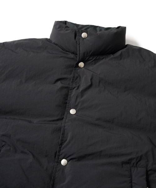 FTC(エフティーシー)の「REVERSIBLE PUFFY JACKET(ダウンジャケット/コート・メンズ・ブラウン/ブラック・LARGE/MEDIUM/X-LARGE)」の5枚目の写真