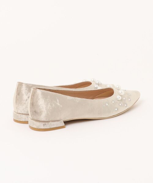 Bridget Birkin(ブリジットバーキン)の「【Bridget Birkin】パールストーンベロアパンプス(551040)(パンプス・レディース・ベージュ系その他/グレー系その他/ブラック系その他・23.5/24/23/24.5/22.5)」の14枚目の写真
