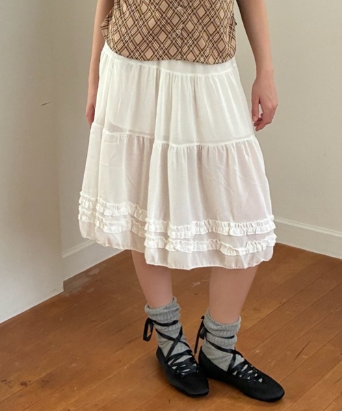 Birthday room（バースデイルーム）の「シアーティアードミディ丈スカート/Sheer tiered midi skirt（スカート・レディース・グレー/ブラック/ホワイト・FREE）」の5枚目の写真