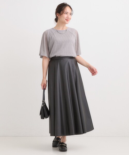 SHOO・LA・RUE(シューラルー)の「【S-LL/二の腕カバー】ウエーブ柄 インナードッキングトップス(Tシャツ/カットソー・レディース・ブルー/レッド系1/ブラック/グレー・03/02/04/01)」の13枚目の写真