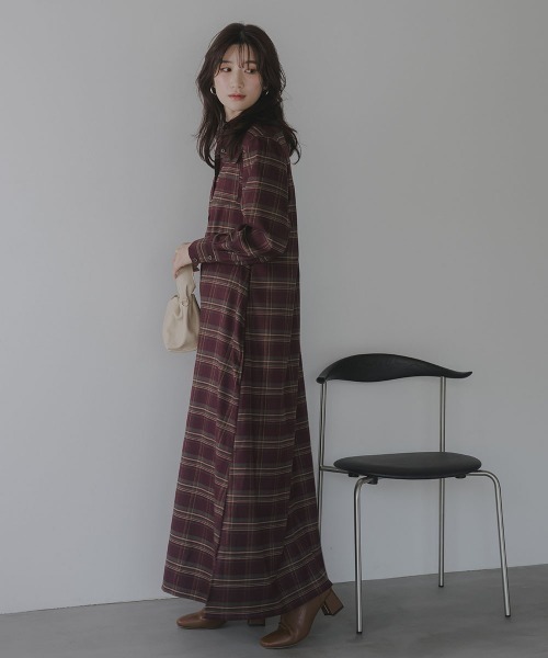 slattgir(スラットジール)の「高身長 チェック柄マキシ丈シャツワンピース(トールサイズ)Essenave(ワンピース・レディース・レッド系/ブラック系・TM/TL/TLL/T3L)」の5枚目の写真