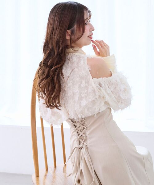 MAJESTIC LEGON（マジェスティックレゴン）の「2wayアメスリウエストキュッとワンピ（ワンピース・レディース・ライトグレー/アイボリー/ブラック・SMALL/MEDIUM）」の2枚目の写真