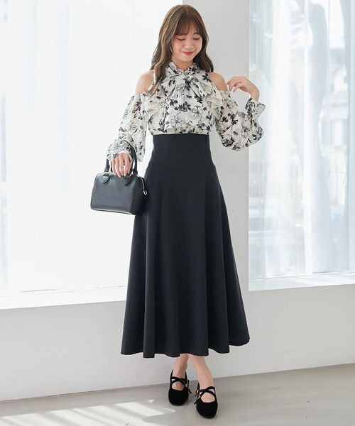 MAJESTIC LEGON（マジェスティックレゴン）の「2wayアメスリウエストキュッとワンピ（ワンピース・レディース・ライトグレー/アイボリー/ブラック・SMALL/MEDIUM）」の7枚目の写真