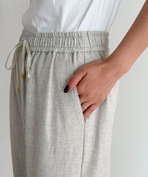 fredy emue(フレディエミュ)の「ウールライクイージーセミワイドパンツ(その他パンツ・レディース・アイボリー/ブラック/ブラウン/ベージュ系その他・34/36/38)」の21枚目の写真