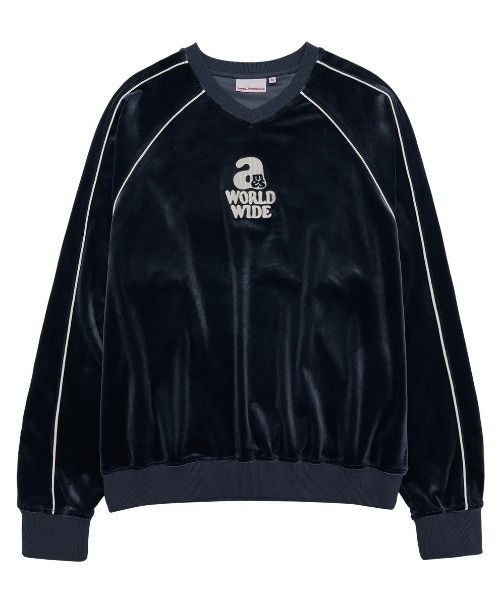AMESWORLDWIDE(アメスワールドワイド)の「A'GEM/9 × .kom 『AMESWORLDWIDE/アメスワールドワイド』 V NECK VELOUR SWEATSHIRT/V ネック ベロア スウェットシャツ(スウェット・レディース・ネイビー/ピンク・M)」の12枚目の写真