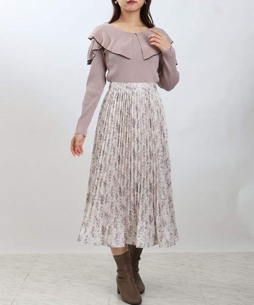 ASTORIA ODIER(アストリアオディール)の「オープンショルダーラッフルニット(ニット/セーター・レディース・チャコールグレー/ブラック/ワイン/ピンク・MEDIUM)」の19枚目の写真