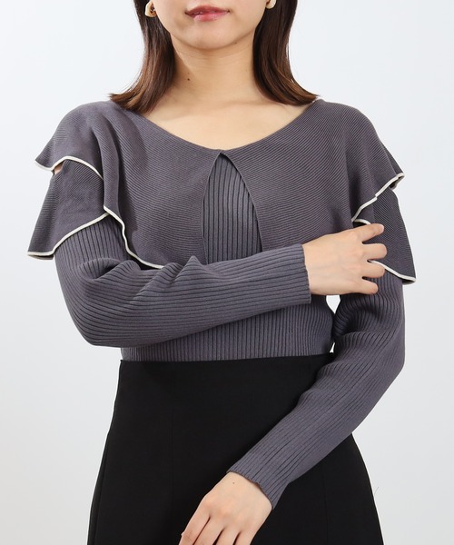 ASTORIA ODIER(アストリアオディール)の「オープンショルダーラッフルニット(ニット/セーター・レディース・チャコールグレー/ブラック/ワイン/ピンク・MEDIUM)」の20枚目の写真