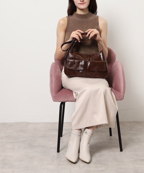 Ober Tashe（オーバータッシェ）の「フロントポケットショルダーバッグ（ショルダーバッグ・レディース・レッド系1/ブラック/キャメル・FREE）」の8枚目の写真