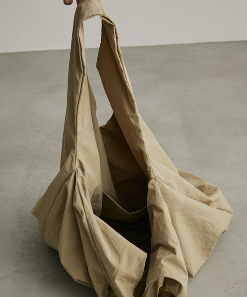 Auntie Rosa Holiday（アンティローザホリデー）の「サークルトートバッグ（トートバッグ・レディース・ブラック/ベージュ・FREE）」の12枚目の写真