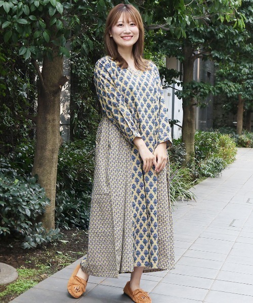 チチカカ（チチカカ）の「ブーケワンピース（ワンピース・レディース・マスタード/ネイビー・FREE）」の4枚目の写真