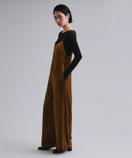 OPAQUE.CLIP（オペークドットクリップ）の「【es】ベロアサロペット【洗濯機OK】（サロペット/オーバーオール・レディース・ブラック/ダークブラウン・36/38）」の11枚目の写真