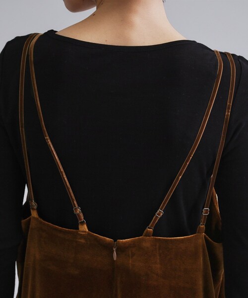 OPAQUE.CLIP（オペークドットクリップ）の「【es】ベロアサロペット【洗濯機OK】（サロペット/オーバーオール・レディース・ブラック/ダークブラウン・36/38）」の8枚目の写真