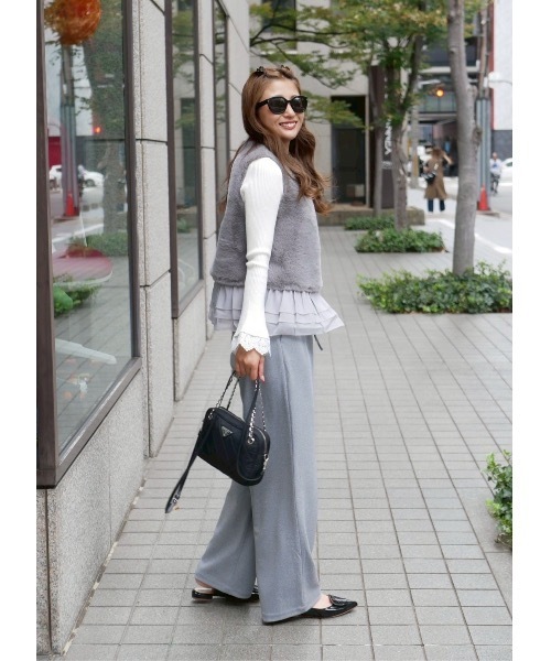 フリルドッキングファーベスト（その他アウター）｜BeBeoD（べベッド