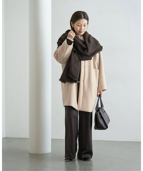 IENA（イエナ）の「NIMNIMDUAI/ニムニムデュアイ PASHMINA WOOL PLANE STOLE ストール 276（ストール/ショール・レディース・ライトグレー/ブラウン/レッド/キャメル・FREE）」の9枚目の写真
