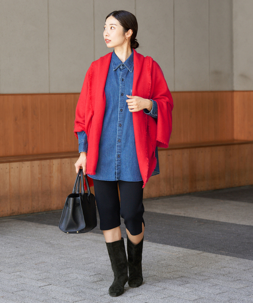 IENA（イエナ）の「NIMNIMDUAI/ニムニムデュアイ PASHMINA WOOL PLANE STOLE ストール 276（ストール/ショール・レディース・ライトグレー/ブラウン/レッド/キャメル・FREE）」の16枚目の写真