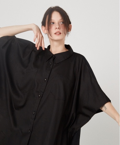 BEDSIDEDRAMA(ベットサイドドラマ)の「Dancing Lace poncho shirt(シャツワンピース・レディース・ホワイト/ブラック・2)」の3枚目の写真