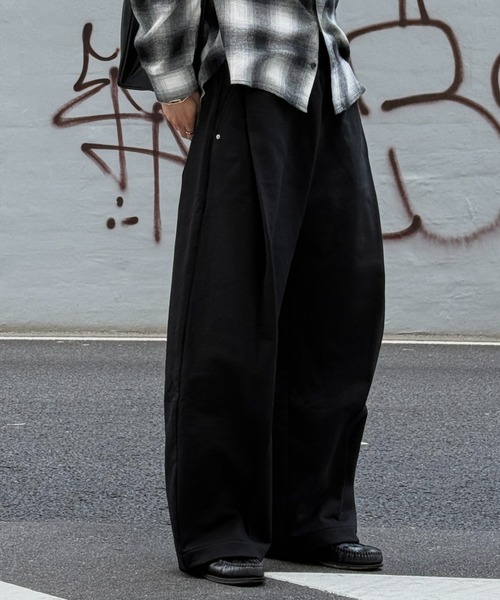 DEEP TUCK SWEAT PANTS（スウェットパンツ）｜THE CLE（ザクレ）の