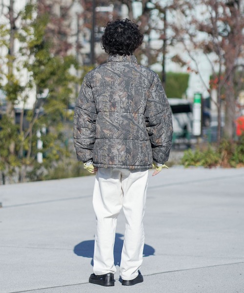 BEN DAVIS（ベンデイビス）の「【BEN DAVIS/ベンデイビス】ナイロンパファージャケット ノームコア 防寒 軽量（ナイロンジャケット・メンズ・グレー/アイボリー/ブラック・X-LARGE/LARGE/MEDIUM）」の22枚目の写真