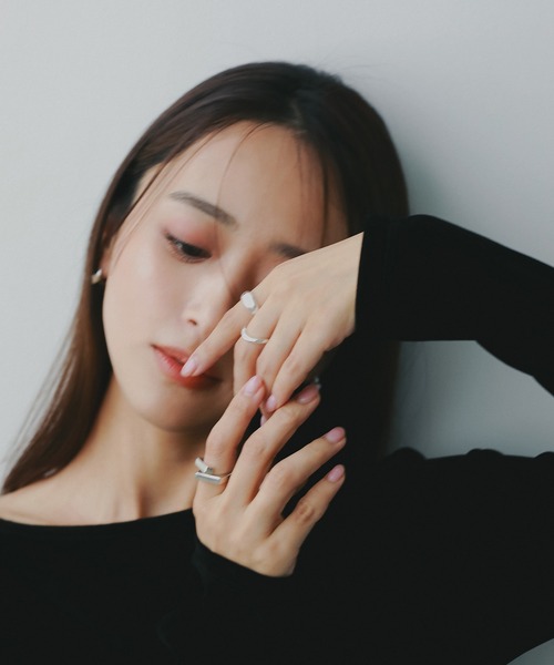 AJUGA.(アジュガ)の「ボリュームドーム シルバー925リング(リング・レディース・シルバー・ONE SIZE)」の11枚目の写真