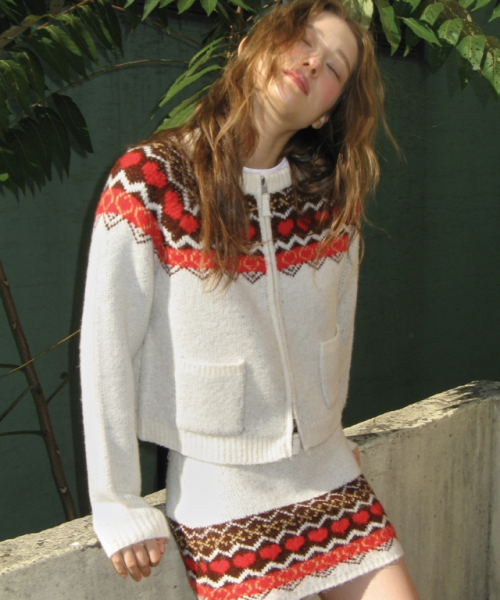 RONRON(ロンロン)の「HEART NORDIC ZIP UP SKIRT IVORY(スカート・レディース・その他・FREE)」の2枚目の写真