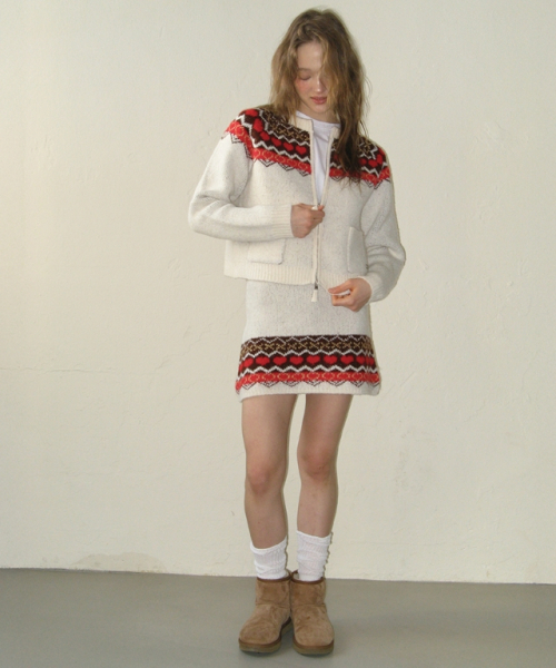 RONRON(ロンロン)の「HEART NORDIC ZIP UP SKIRT IVORY(スカート・レディース・その他・FREE)」の4枚目の写真