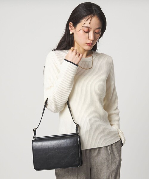 green label relaxing（グリーンレーベルリラクシング）の「2WAY ダブルフラップ ポシェット バッグ（ハンドバッグ・レディース・ブラック/ライトブルー・FREE）」の3枚目の写真