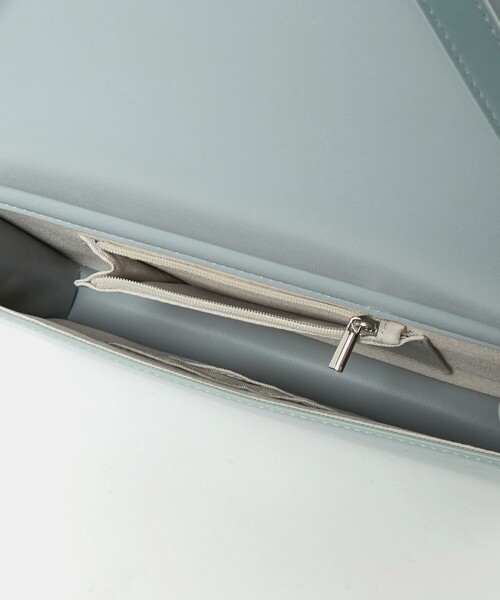 green label relaxing（グリーンレーベルリラクシング）の「2WAY ダブルフラップ ポシェット バッグ（ハンドバッグ・レディース・ブラック/ライトブルー・FREE）」の13枚目の写真